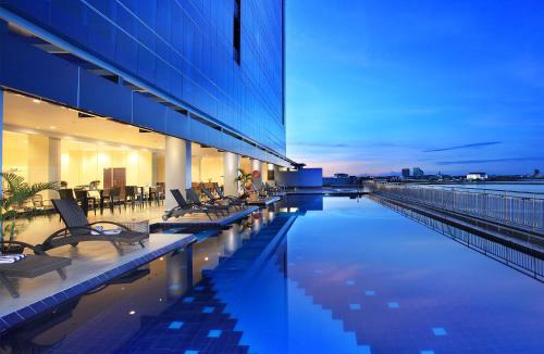 Makassar Hotel | Swiss-Belhotel Waterfront Makassar