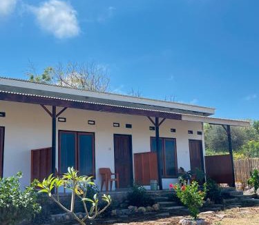 Jerowaru House | Nona guest house