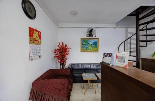 Cisarua House | RedDoorz at Alvaro Butik Hotel Citeko Puncak