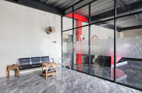 Palangkaraya Hotel | Wisma Malawen Palangkaraya Mitra RedDoorz