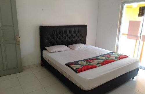 Kayu Putih Hostel | Hotel O near Jakarta International Velodrome formerly Wisma Lamida