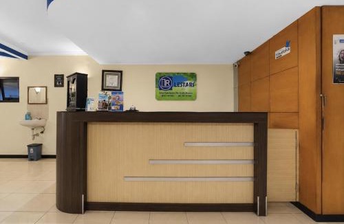 Patrang Hotel | Townhouse Oak Hotel Lestari
