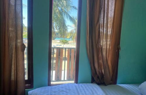 Rote Island House | Novena bungalow Oeseli
