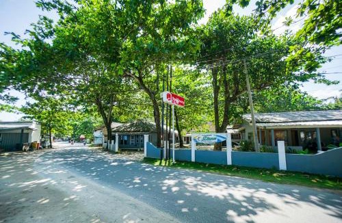 Ujung Genteng Hotel | RedDoorz at Pondok Diana Pantai Ujung Genteng 4