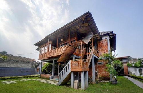 Lembang Hotel | Villa Bumi Anindhita Lembang By BHATARA