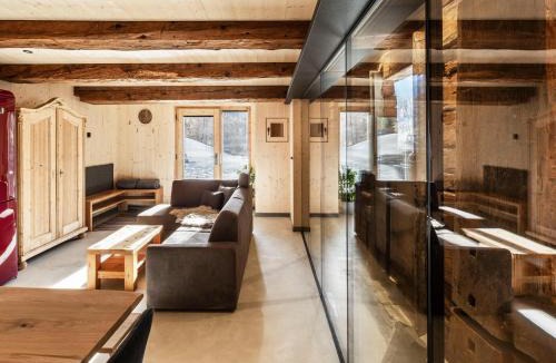 Matrei in Osttirol Ski Chalet | Raneburg historic estate with sauna