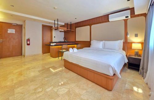 Jakarta Apartment | Solana By SanLiving - Direct MRT - Plaza Senayan - GBK