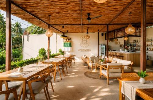 Sukasada Hotel | Anuraga Villa & Rooftop Bar