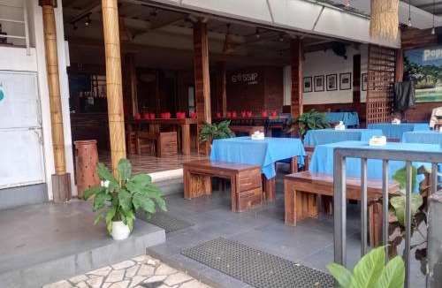 Senggigi House | newpoppieshotel