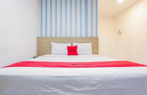 Medan Hotel | RedDoorz Plus @ Cemara Asri Medan