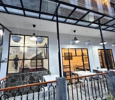 Kabanjahe Hotel | Hotel Combe Martin