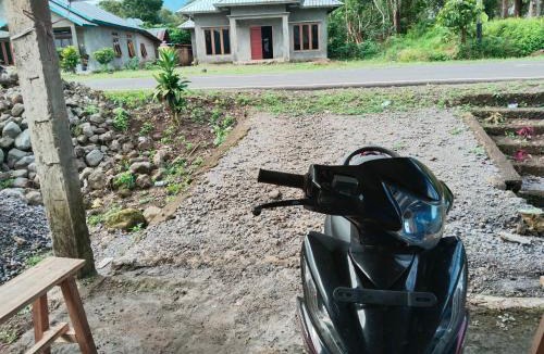 Ruteng House | Homestay Lodok