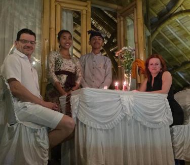 Selat Villa | Sunrise Hill Bamboo House-Private Jungle Villa