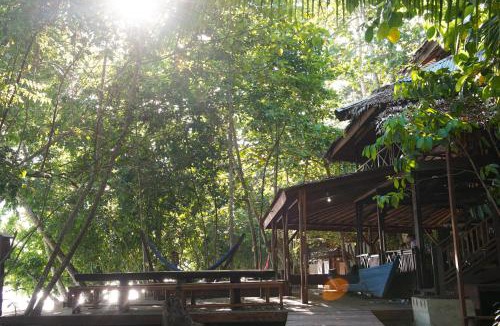 Saprokren Resort | Raja Ampat Dive Resort