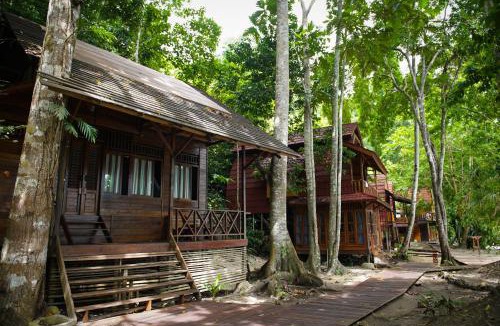 Saprokren Resort | Raja Ampat Dive Resort