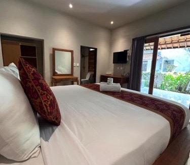 Ubud City-Centre Hotel | Deswa inn