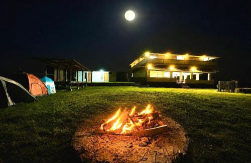 Kecamatan Sembalun Hotel | Nara Hills