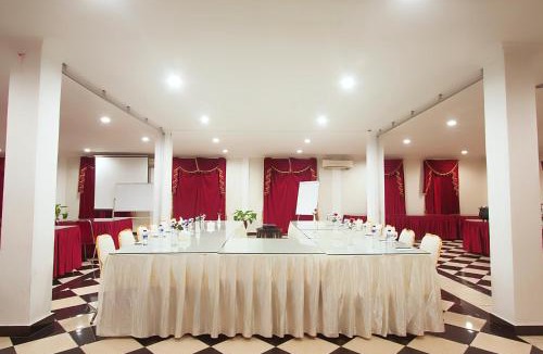 Jakarta Hotel | F Hotel Jakarta