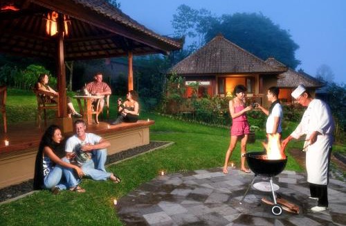Batunya Resort | Strawberry Hill Hotel & Restaurant