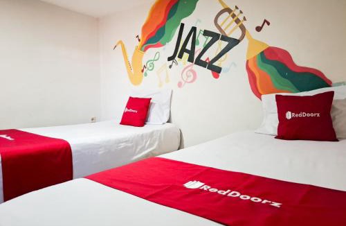 Malang House | RedDoorz near RS Panti Nirmala Malang