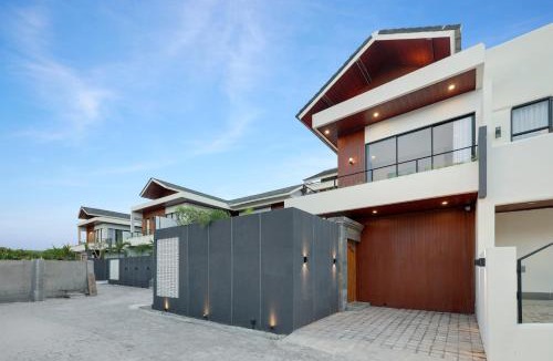 Kesiman Villa | BrandNew Beachside Luxury Villa 3BR Tropical C