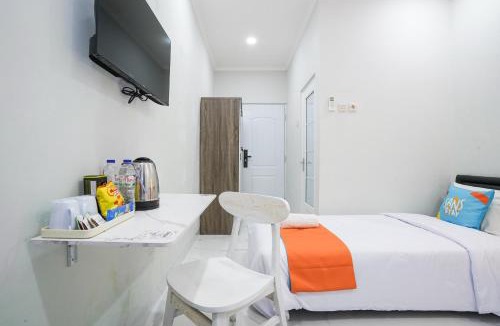 Salatiga Hotel | SANS Stay Onengan Inn Salatiga