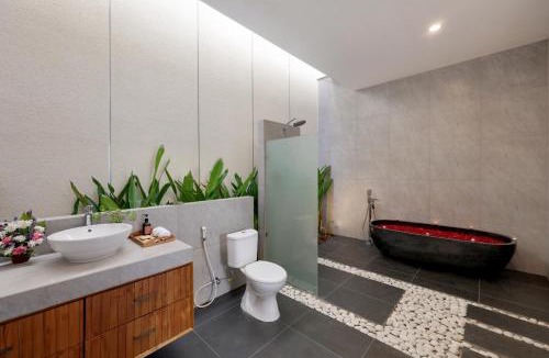 Kesiman Villa | BrandNew Beachside Luxury Villa 3BR Tropical B