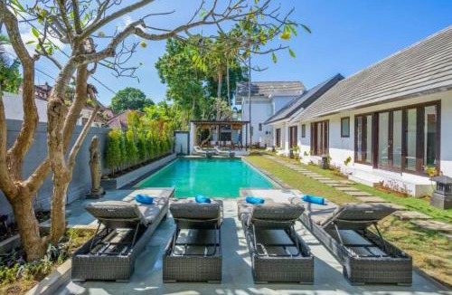 Dyanapura Villa | Sasikirana Spacious 10 BR Private Pool Villa