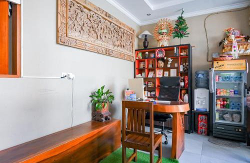 Sidakarya Hotel | RedDoorz near Mertasari Beach 2