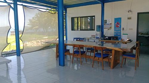 Ambon Hotel | Blue Rose Resort & Dive Center