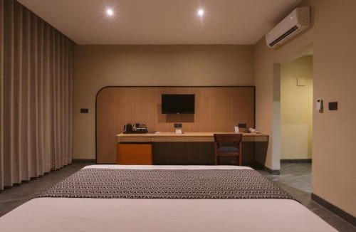 Berawa Hotel | Legong Keraton Beach Hotel