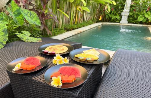 Kemenuh Hotel | Sunshine dijoglo villa