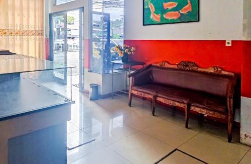 Manado City Centre Hotel | RedDoorz near Sam Ratulangi Manado