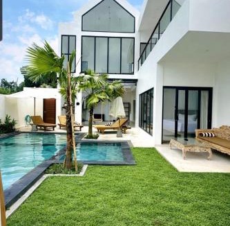 Kediri Villa | Villa Jaya Luxury 3 Bed Room Villa Private Pool Jacuzzi 5 minutes from Nuanu