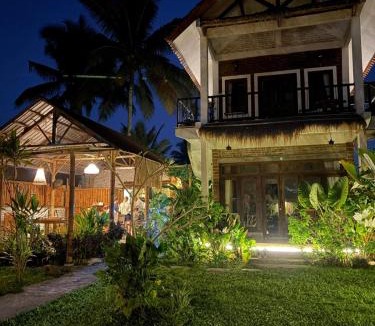 Tetebatu House | Stay Together