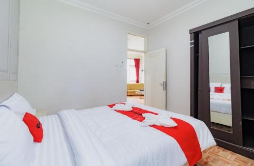 Cisarua Hotel | RedDoorz Resort at Tridaya Cisarua Puncak