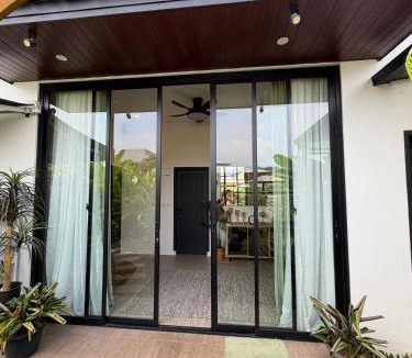 Pasirjambu Villa | Home stay Puri Kenanga