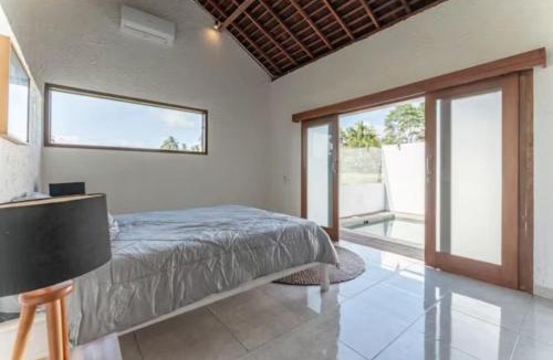 Tabanan House | NEW Entire Sawah Escape 4BR with 2 Pools and Sleeps 8