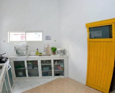 Klojen House | Decasa Female House
