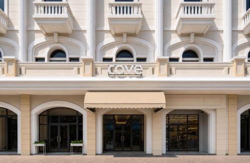 Gambir Hotel | Cove Juanda One