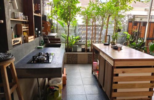 Kerambitan House | Homestay Omah