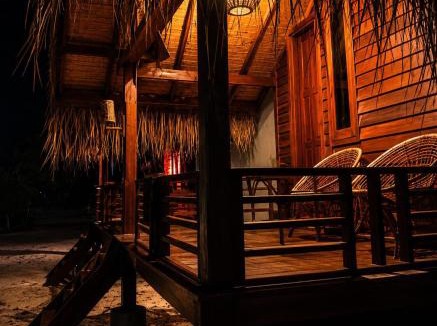 Gili Gede Hotel | El-Mindri Bungalow dan Resto