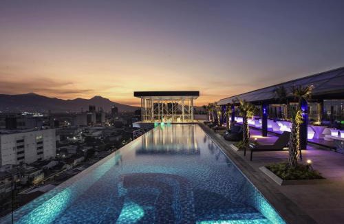 Astana Anyar Hotel | Mercure Bandung City Centre