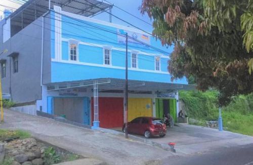 Parepare Hotel | OYO 93169 Bnb Homestay