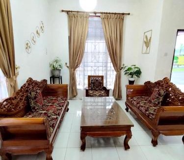Berastagi Villa | PENGINGAPAN VILLA BERASTAGI MURAH- Villa Bukit Asri Berastagi 32
