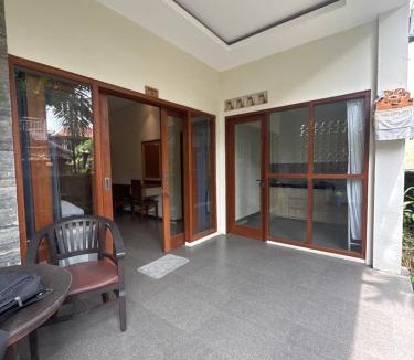 Ubud City-Centre Hotel | Deswa inn