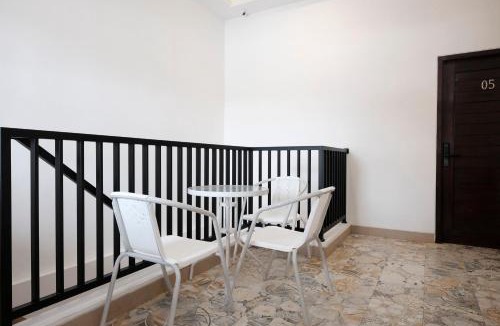Depok Hotel | RedDoorz Syariah at Zahra Homestay Maguwoharjo