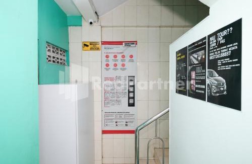 Condongcatur Hotel | Halona Residence near Pakuwon Mall Jogja Mitra RedDoorz