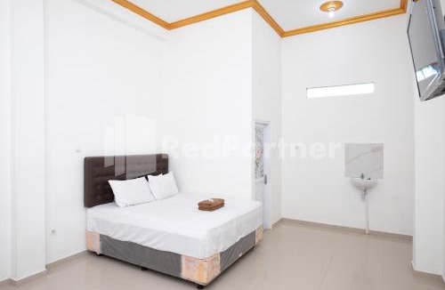 Temon Hotel | Elma Guesthouse YIA KulonProgo Yogyakarta Mitra RedDoorz