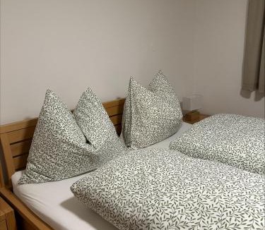Golling an der Salzach Apartment | Ferienwohnung Wasserfall